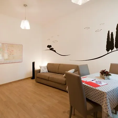 Stadium Garden Apartman Firenze